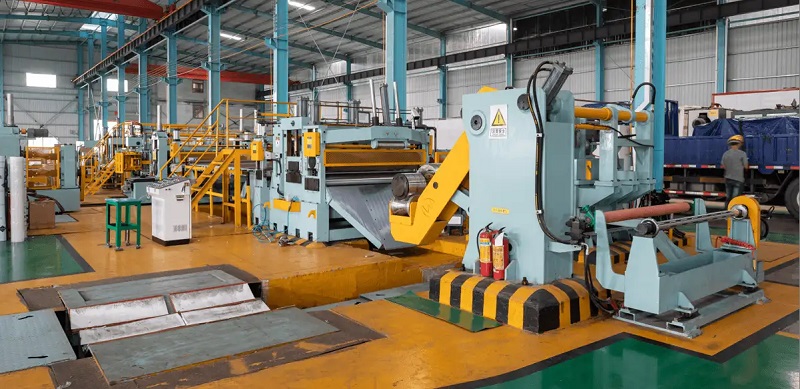 Machine à refendre les métaux de haute précision – Données de performances réelles pour le laiton, le zinc et l'acier inoxydable